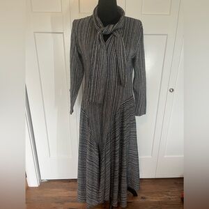 Norma Kamali Petite S Knit Woven textile Dress Tie Neck Scarf